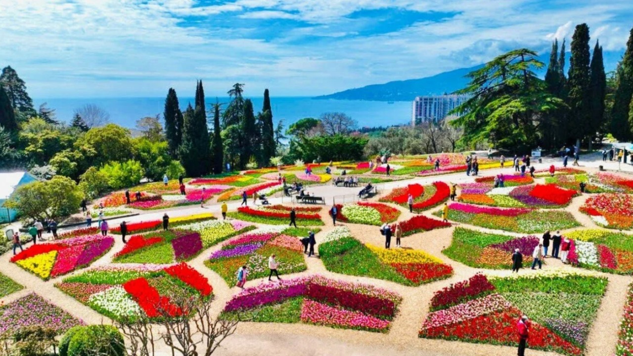 Никитский ботанический сад в посёлке Никита