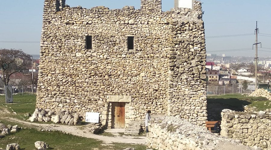 Неаполь Скифский