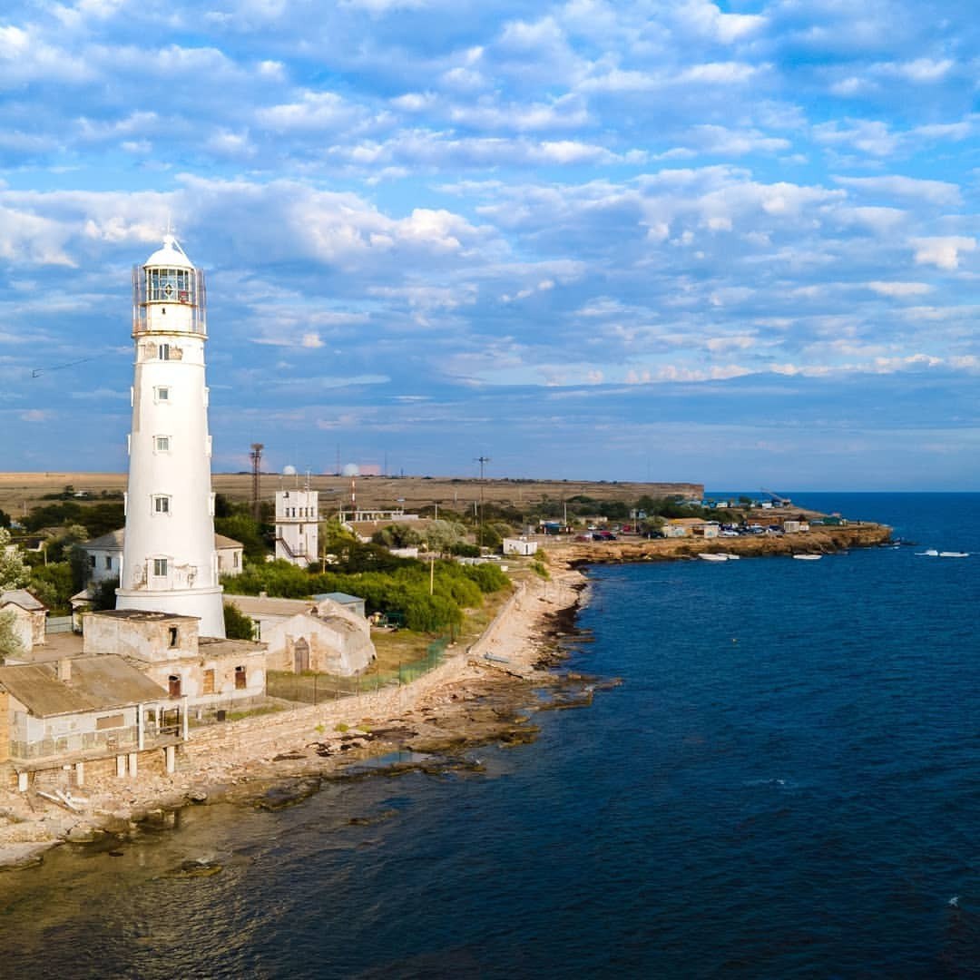 Тарханкутский маяк на мысе Тарханкут