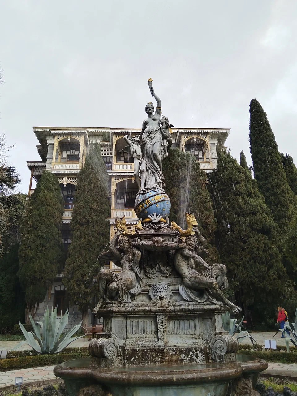 Гурзуфский парк в Крыму