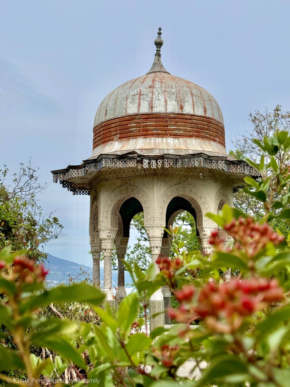Турецкая ротонда в Ливадийском парке