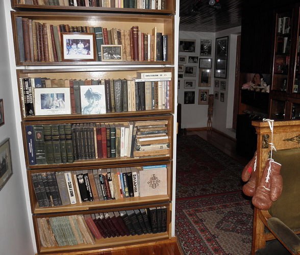 Дом-музей Юлиана Семенова